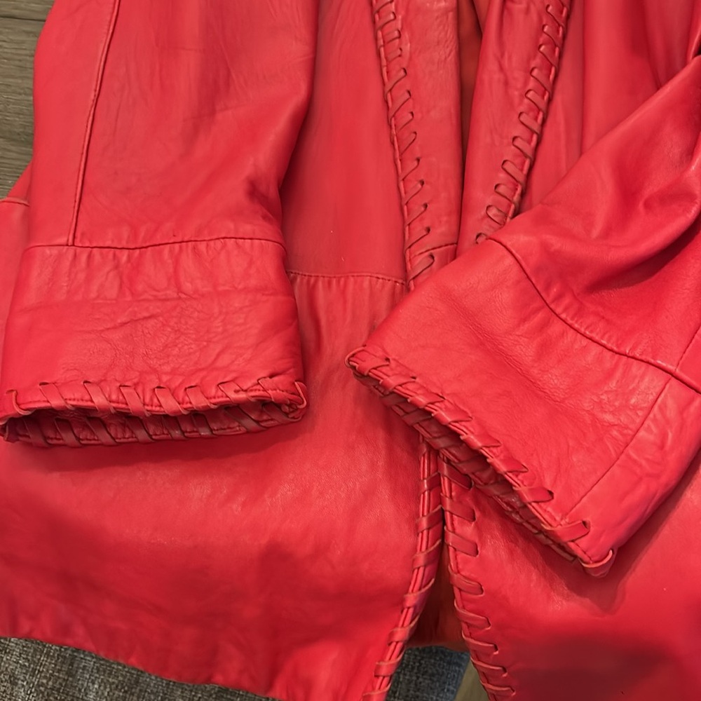 Jacobson’s Women's Red Leather coat leather whip-stitch trim size XS - larger - Picture 13 of 15